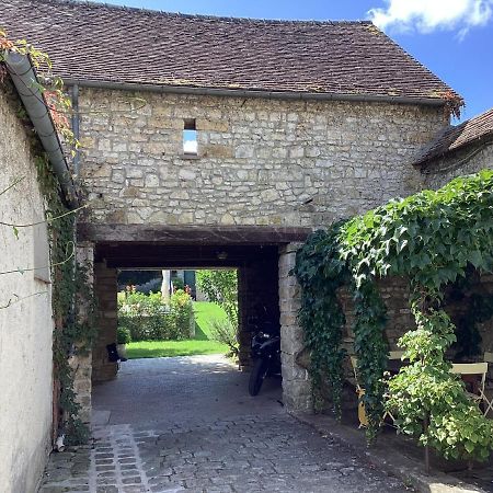 Maison De Charme ,Independante Montigny-sur-Loing Exterior photo